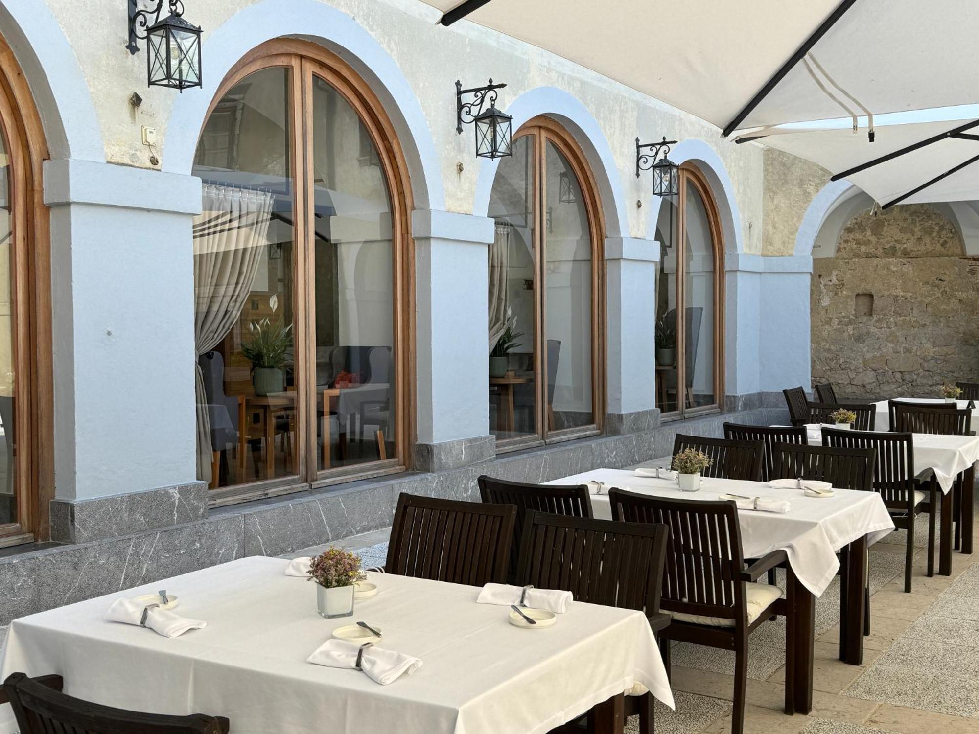 Hotel Grad Otocec - Relais Chateaux 외부 사진