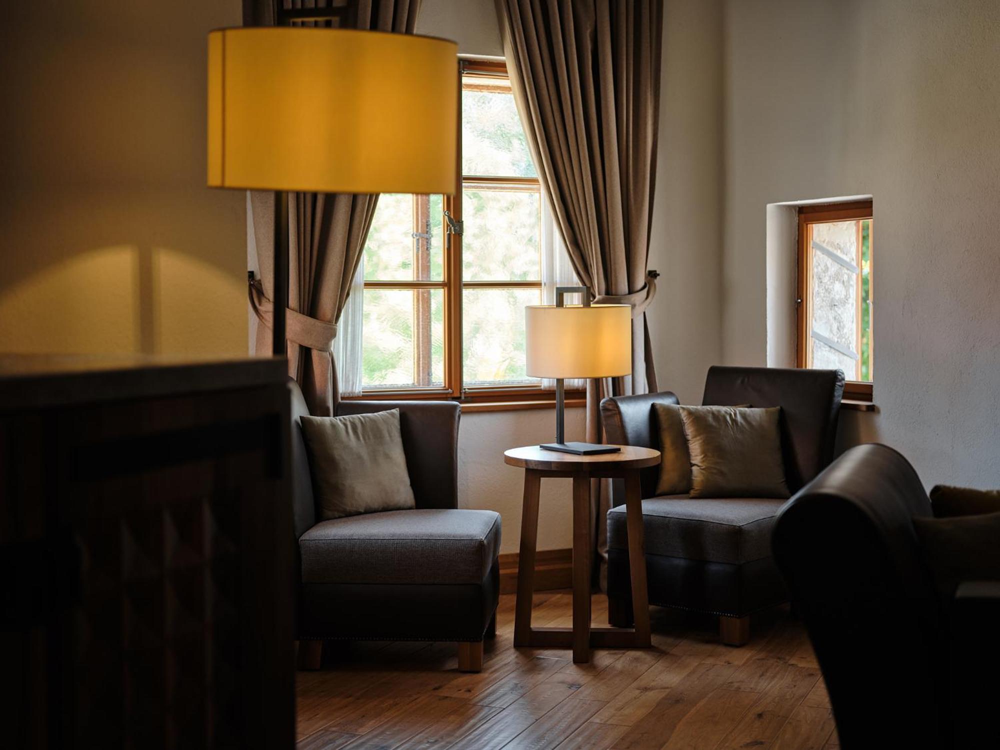 Hotel Grad Otocec - Relais Chateaux 객실 사진
