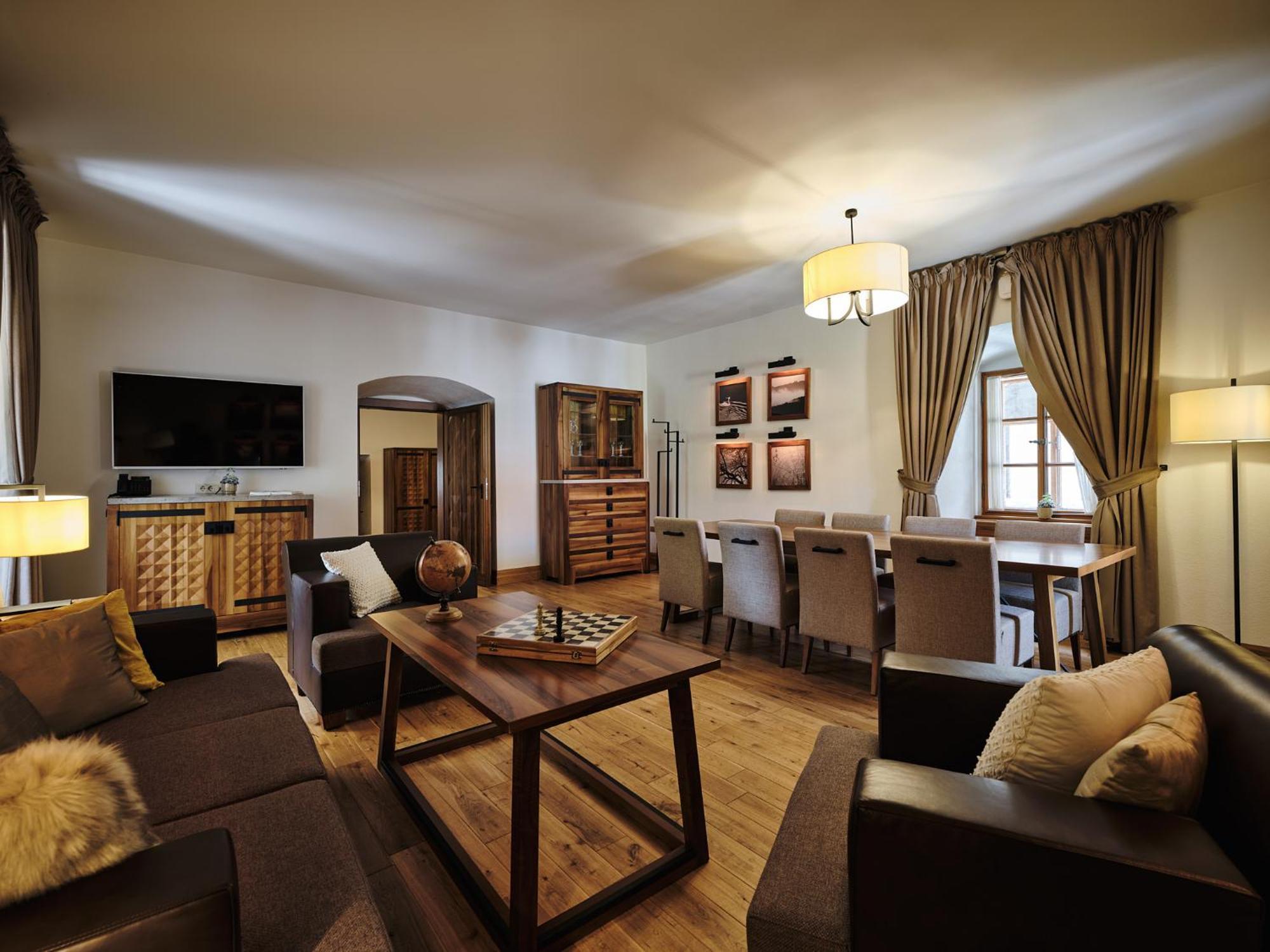 Hotel Grad Otocec - Relais Chateaux 객실 사진