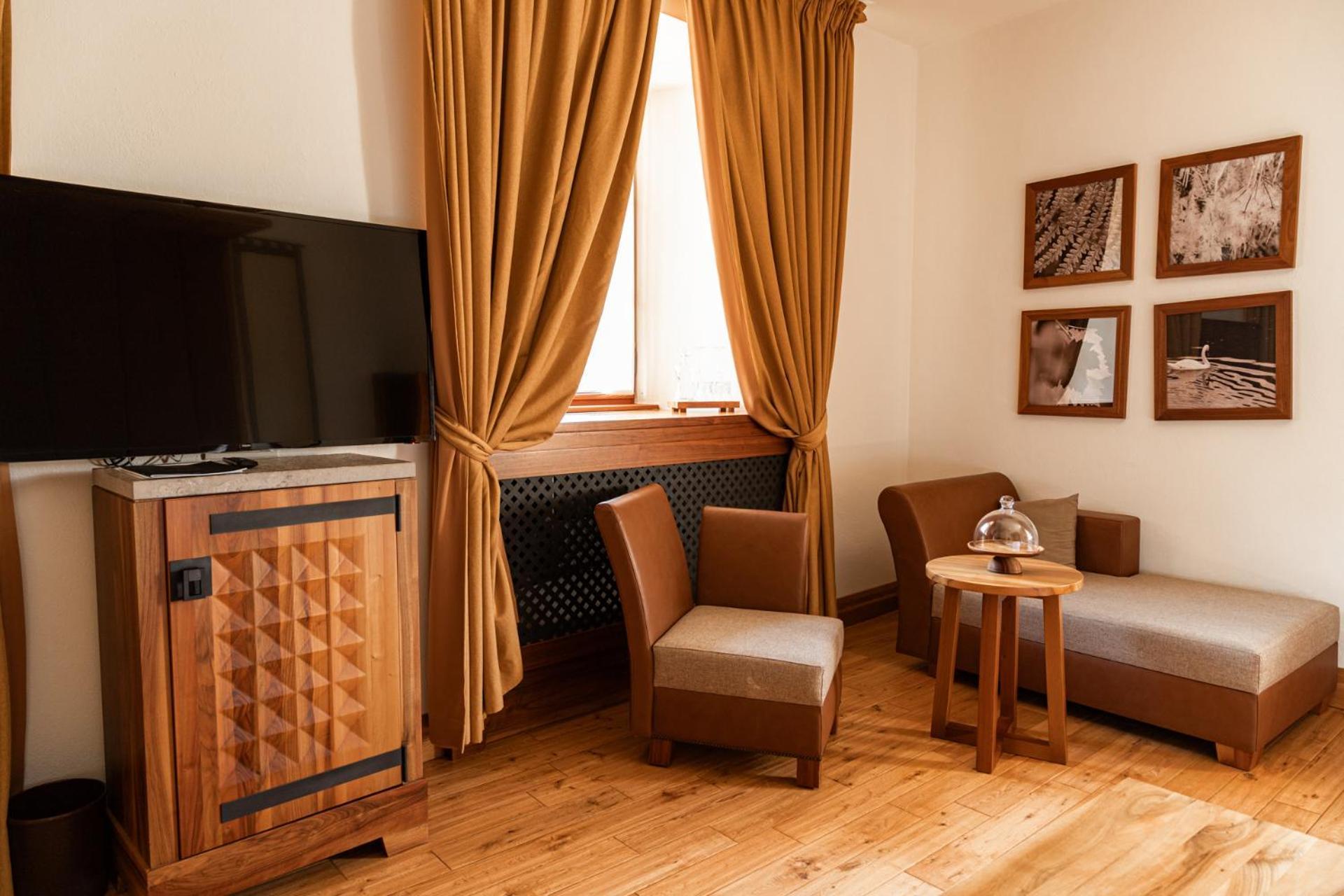 Hotel Grad Otocec - Relais Chateaux 객실 사진