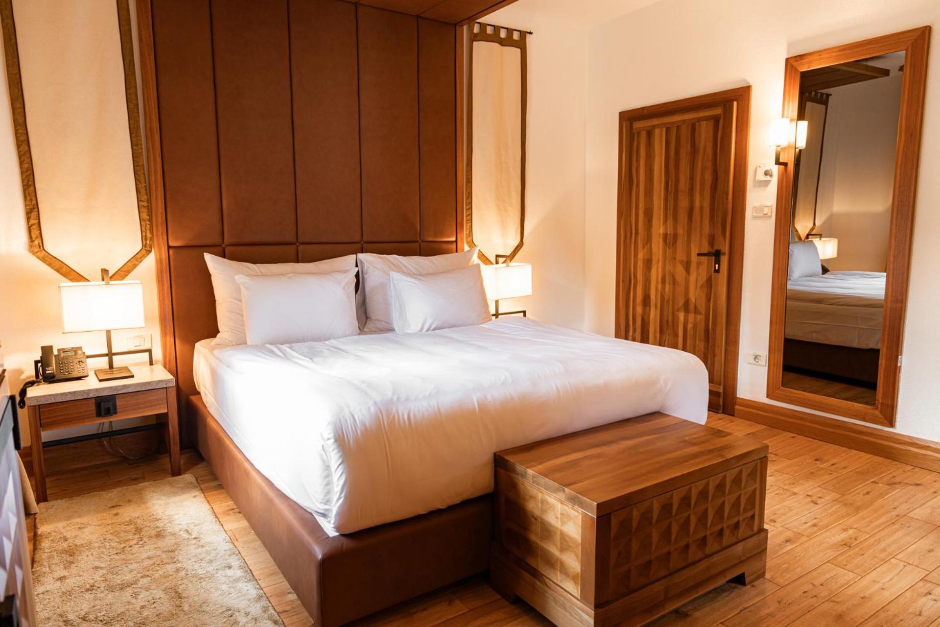 Hotel Grad Otocec - Relais Chateaux 객실 사진
